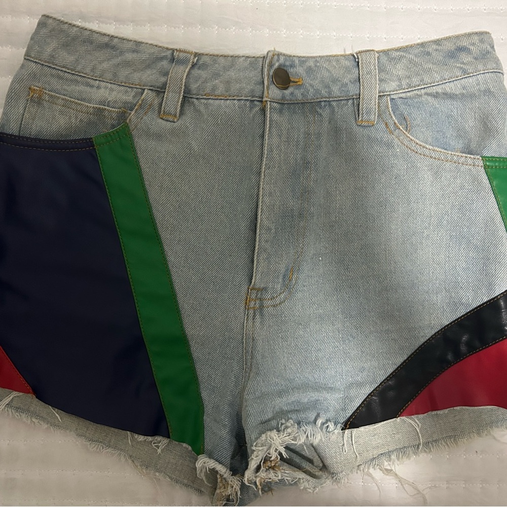 UO Colorful Denim Shorts 70 inspired. Size 27